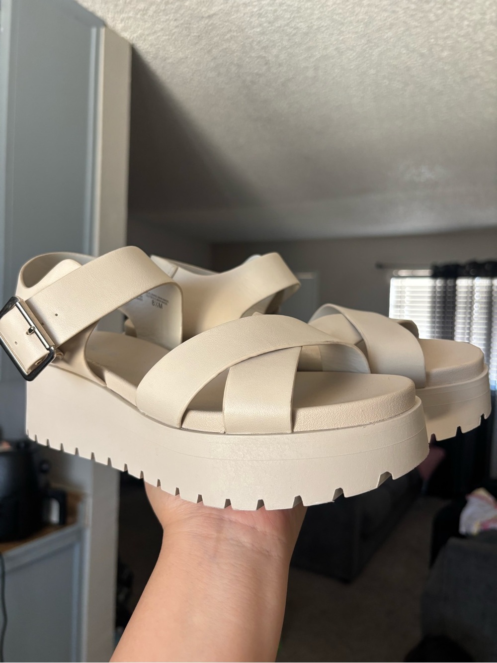Soda Platform Wedge